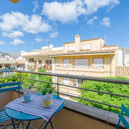 Yourhouse Jumas 3*